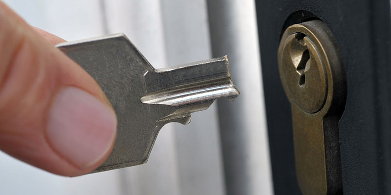 When to Call an Emergency Locksmith
